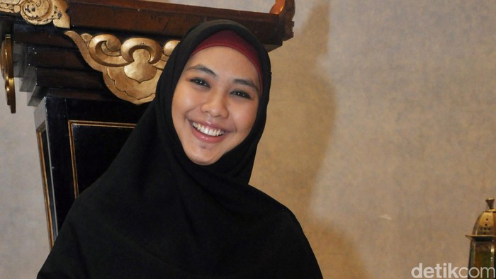Oki Setiana Dewi & Suami Oki Setiana Dewi dan suami, Ory Vitrio Abdullah