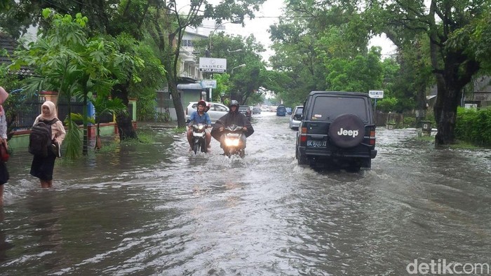 Cuaca Ekstrem Bisa Jadi Peluang Bisnis Lho