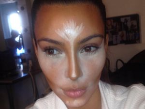 Tips Pakai Contouring Untuk Pemula