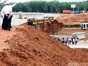 Jadi Proyek Prioritas, Tol Bakauheni-Terbanggi Besar Sudah Terbangun 7,8 Km