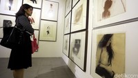 Maestro seni lukis Srihadi Soedarsono menggelar pameran lukisan di Gedung A Galeri Nasional, Jakarta, Kamis (11/02/2016). Pameran itu berlangsung dari tanggal 11-24 Februari 2016 mendatang.
