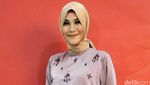 Zaskia Mecca, si Ibu Cantik yang Tetap Stylish Saat Hamil