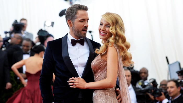 NEW YORK, NY - MAY 05:  Actors Ryan Reynolds (L) and Blake Lively attend the Charles James: Beyond Fashion Costume Institute Gala at the Metropolitan Museum of Art on May 5, 2014 in New York City.  (Photo by Mike Coppola/Getty Images)