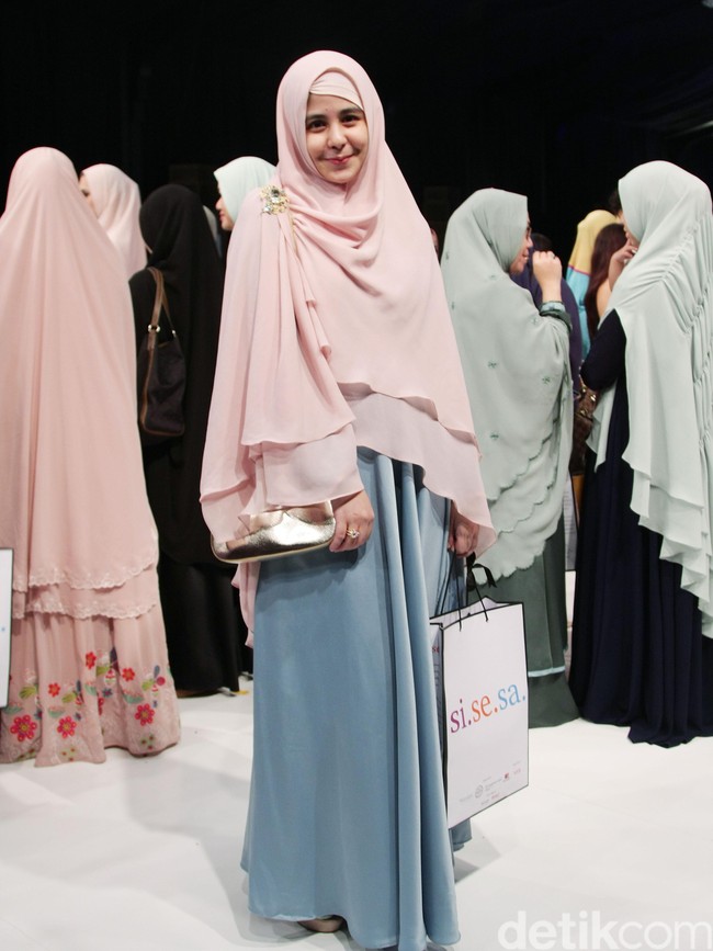 Risty Tagor SiSeSa Syari for Urban at Dharmawangsa hotel. Jakarta. [Foto: Mohammad Abduh/Wolipop]