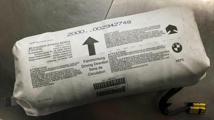 A Takata airbag that was removed from a 2001 BMW vehicle under a factory recall program is shown in Alexandria, Virginia in this December 26, 2015, file photo.