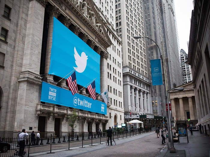 NEW YORK, NY - NOVEMBER 07:  Twitter users, including actor Patrick Stewart (R), rings the opening bell at the New York Stock Exchange (NYSE) while also celebrating Twitters IPO on November 7, 2013 in New York City. Twitter went public November 7, on the NYSE selling at a market price of $45.10, with the initial price being set at $26 on November 6.  (Photo by Andrew Burton/Getty Images)