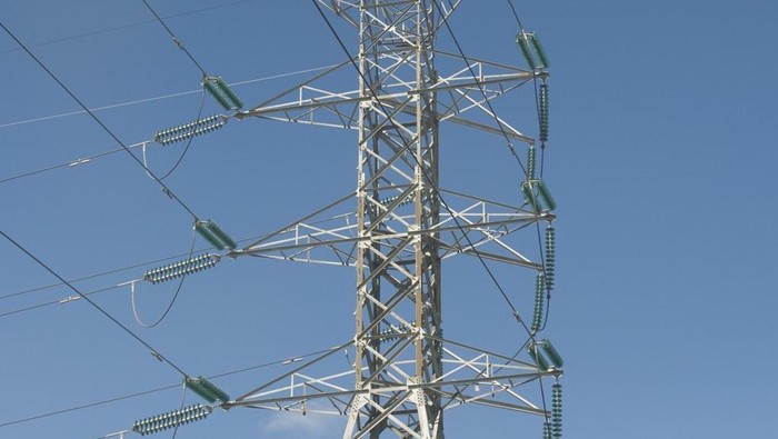 Jokowi Sindir Pemda yang Tak Mau Percepat Izin Proyek Pembangkit Listrik