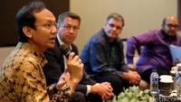 IKEA Alam Sutera tidak terpengaruh dengan putusan Mahkamah Agung (MA) yang memenangkan PT Ratania Khatulistiwa sebagai pemegang merek IKEA. Versi MA, merek IKEA dipegang oleh PT Ratania Khatulistiwa.