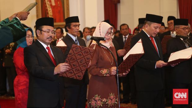 Ombudsman, Lembaga Pengawas Tanpa 'Taji'