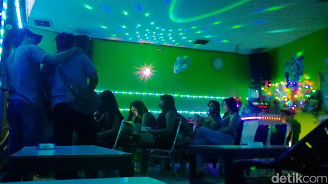 Tawaran Menarik untuk Kupu-kupu Malam di Kalijodo