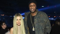 Selain itu tampak pula Lamar Odom yang baru muncul setelah masuk rumah sakit empat bulan lalu. Jamie McCarthy/Getty Images/detikFoto.