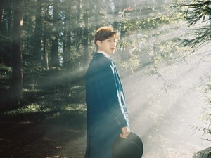 Cemburu Buta, Fans EXO Serang Model Cantik karena Chanyeol