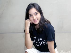 Senyum Tatjana Saphira yang Bikin Pria Terpesona