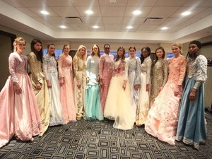 Anniesa Hasibuan Gelar Fitting Jelang Fashion Show di New York
