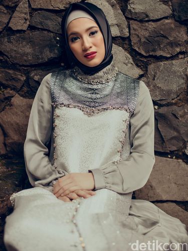 Cara Alyssa Soebandono Merawat Rambut Setelah Berhijab