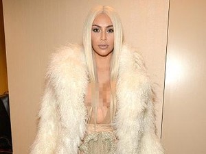 Unggah Foto Tanpa Busana, Kim Kardashian Rindu Bertubuh Langsing