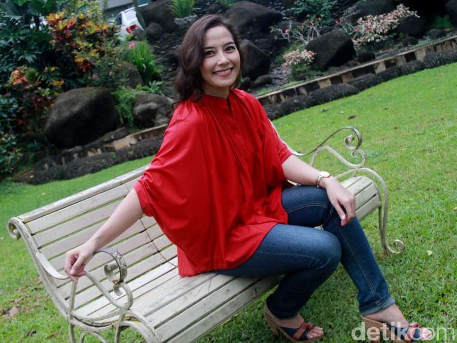 Vonny Cornelia Cantik di Usia 36 Tahun