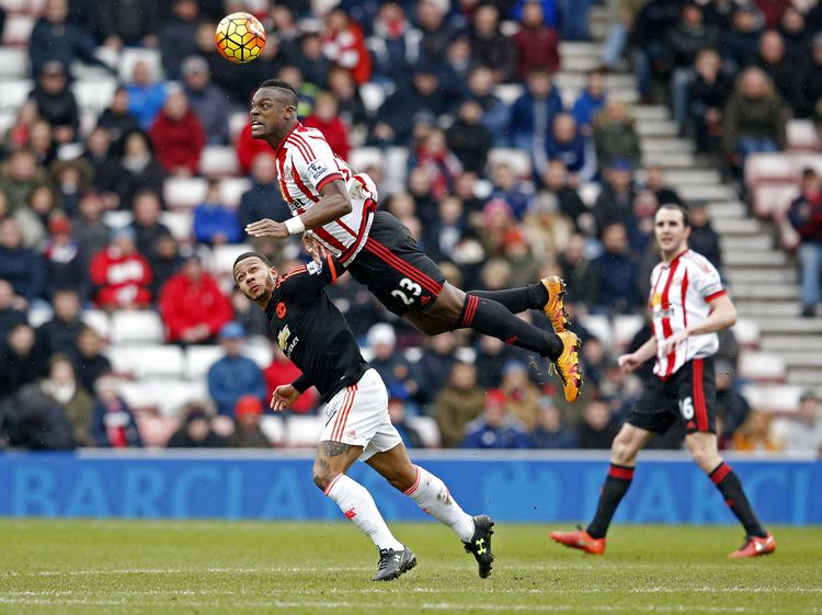 Sunderland Kalahkan Manchester United 2-1