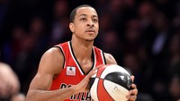 Aksi Guard Portland Trail Blazers, C.J. McCollum di kontes tembakan 3 angka. Bob Donnan/Reuters/detikFoto.