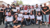 Komunitas pengguna mobil kecil Karimun memilih ketua baru dalam kopi darat yang digelar beberapa waktu lalu. (Istimewa/dok KCI)