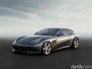 Ferrari Boyong Mobil Keluarga ke Indonesia Tahun 2017