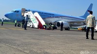 Presiden Jokowi berangkat menuju California, Amerika Serikat menggunakan pesawat kepresidenan di Halim Perdana Kusumah, Jakarta, Minggu (14/2/2016).