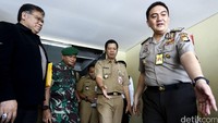 Walikota Jakarta Utara Rustam Effendi (dua dari kanan) juga hadir dalam rapat koordinasi tersebut.