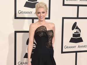 Gwen Stefani Bantu Adam Levine Pilih Nama untuk Calon Anaknya
