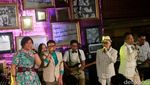 Aksi Project Pop Mengocok Perut Penonton di Konser Kahitna
