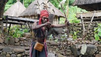 Foto: Kampung Takpala bisa ditemukan di Desa Lembur Barat, Kecamatan Alor Tengah Utara, Kabupaten Alor. Takpala menjadi rumah bagi Suku Abui yang ramah dan masih memegang teguh tradisi mereka sejak dahulu (Kurnia/detikTravel)