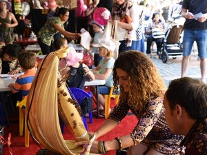 Ribuan Tusuk Sate Ayam Ludes Dalam Festival Budaya di Canberra