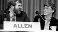 Pada usia 13 tahun, Gates sudah bermimpi mendirikan perusahaan sendiri. Ketika Gates masuk ke universitas Harvard, Allen mengikuti dia dan keduanya banyak menghabiskan waktu merancang software. Pada tahun 1972, mereka mendirikan perusahaan pertama bernama Traf-O-Data yang menganalisis data lalu lintas. Nah, terobosan baru terjadi di tahun 1975. Proyek itu menjadi cikal bakal berdirinya Microsoft pada 4 April 1975. Paul Allen-lah yang memberikan nama Microsoft. Foto: Internet