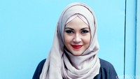 Hasil pemerikasaan menunjukan bahwa ia mengandung seorang bayi laki-laki. Pool/Palevi S/detikFoto.