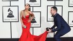 Ooh La La... Ariana Grande Merah Menyala di Grammy 2016