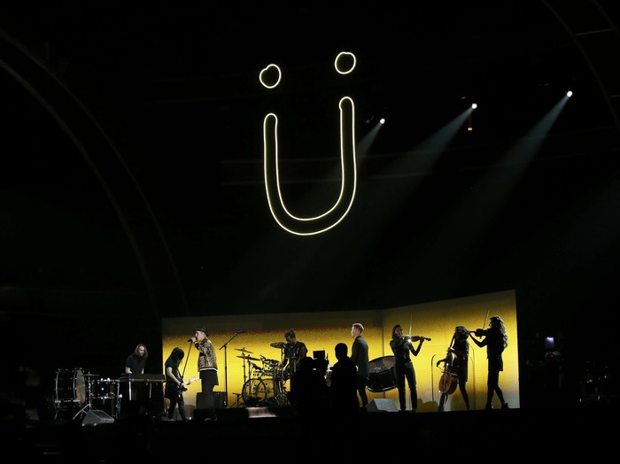 Tanpa DJ Hanya Distorsi, Aksi Seru Jack U dan Justin Bieber