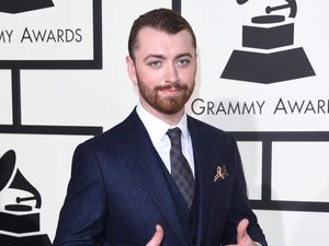 Kangen Keluarga, Sam Smith Ingin Istirahat Berkarier