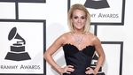 Parade Selebriti di Red Carpet Grammy Awards 2016 (1)