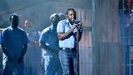 Kendrick Lamar Bakar Panggung Grammy 2016