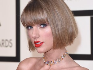 Perdana, Taylor Swift Tampil dengan Rambut Bob Pendek