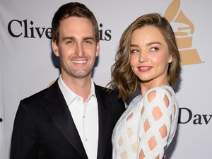 Miranda Kerr Nikah Lagi, Sang Putra Bahagia Berlarian di Pesta