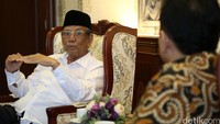 Hasyim Muzadi sempat mempertanyakan keberadaan DPD serta program kerja DPD.