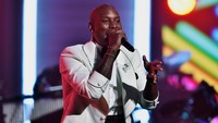 Tyrese Gibson membawakan Brickhouse. Kevork Djansezian/Getty Images/detikFoto.