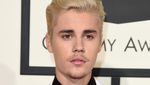 So Sweet! Justin Bieber Ajak Adiknya yang Cute di Grammy 2016