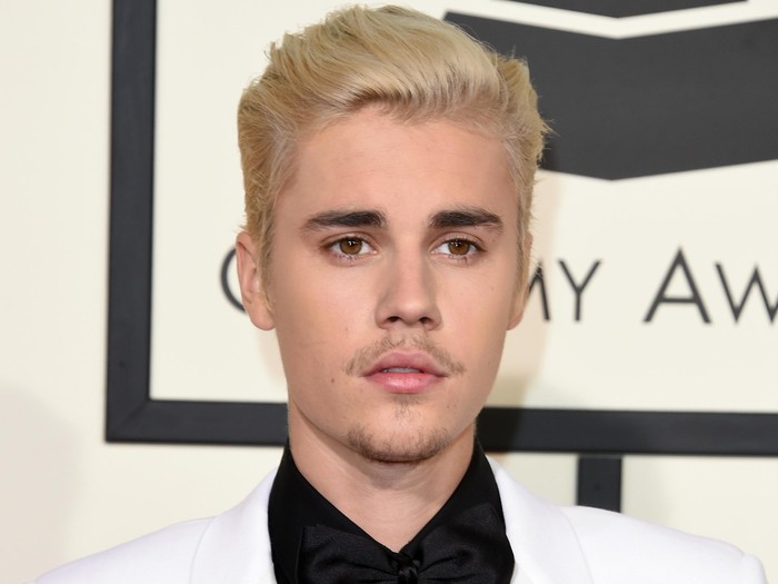 LOS ANGELES, CA - FEBRUARY 15:  Singer Justin Bieber attends The 58th GRAMMY Awards at Staples Center on February 15, 2016 in Los Angeles, California.  (Photo by Jason Merritt/Getty Images for NARAS)