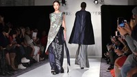 FGNYFW merupakan bagian dari rangkaian acara New York Fashion Week yang dikenal sebagai salah satu kiblat fashion dunia. Para desainer dunia berkesempatan menampilkan hasil karya mereka di NYFW ini dalam empat bagian acara, antara lain: New York Fashion Week Main Tent, Style New York Fashion Week, Couture New York Fashion Week dan Fashion Gallery New York Fashion Week. Pool/Rara.