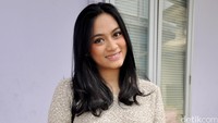 Hamil enam bulan, ia mengaku merasa seksi. Pool/Ismail/detikFoto.