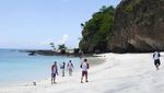 Inikah Pantai Tercantik di Alor, NTT?