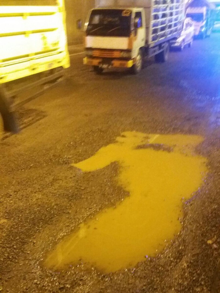 Awas! Ada Jalan Berlubang di Km 31 Tol JORR Arah Kp Rambutan