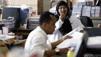 Peraturan ini seharusnya sudah berlaku mulai Senin, 8 Februari 2016, kemarin.