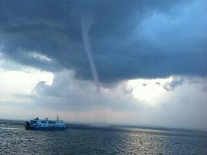 Total Rumah Rusak Akibat Puting Beliung di Pulau Tidung Capai 177 Unit